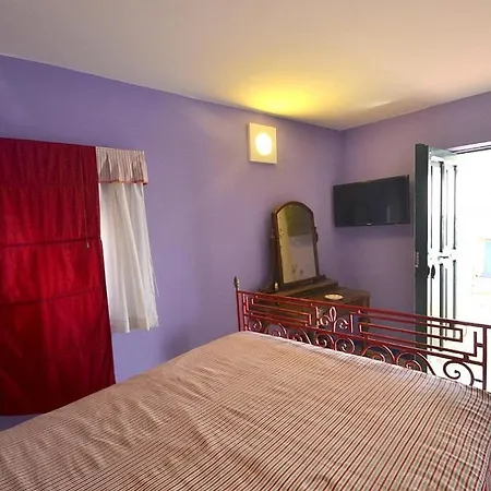 Sleeps 6 Air Con Wifi 빌라 *